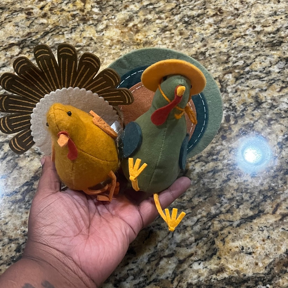 2022 Target Playground Felt Turkey Thanksgiving Decor Set of 2 Green Yellow‎